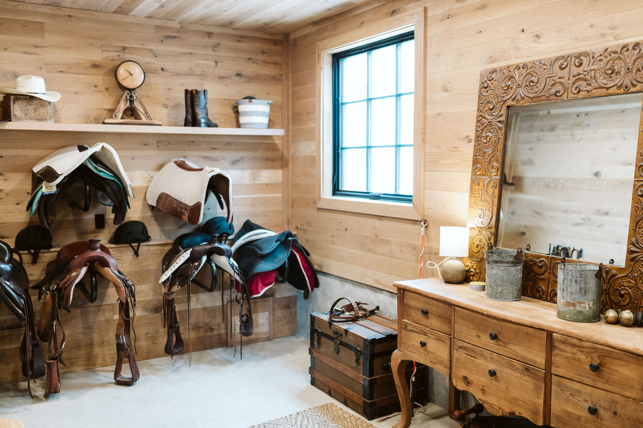 tack room